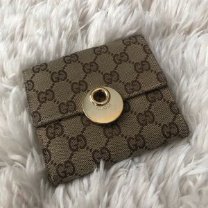 Gucci logo fabric wallet